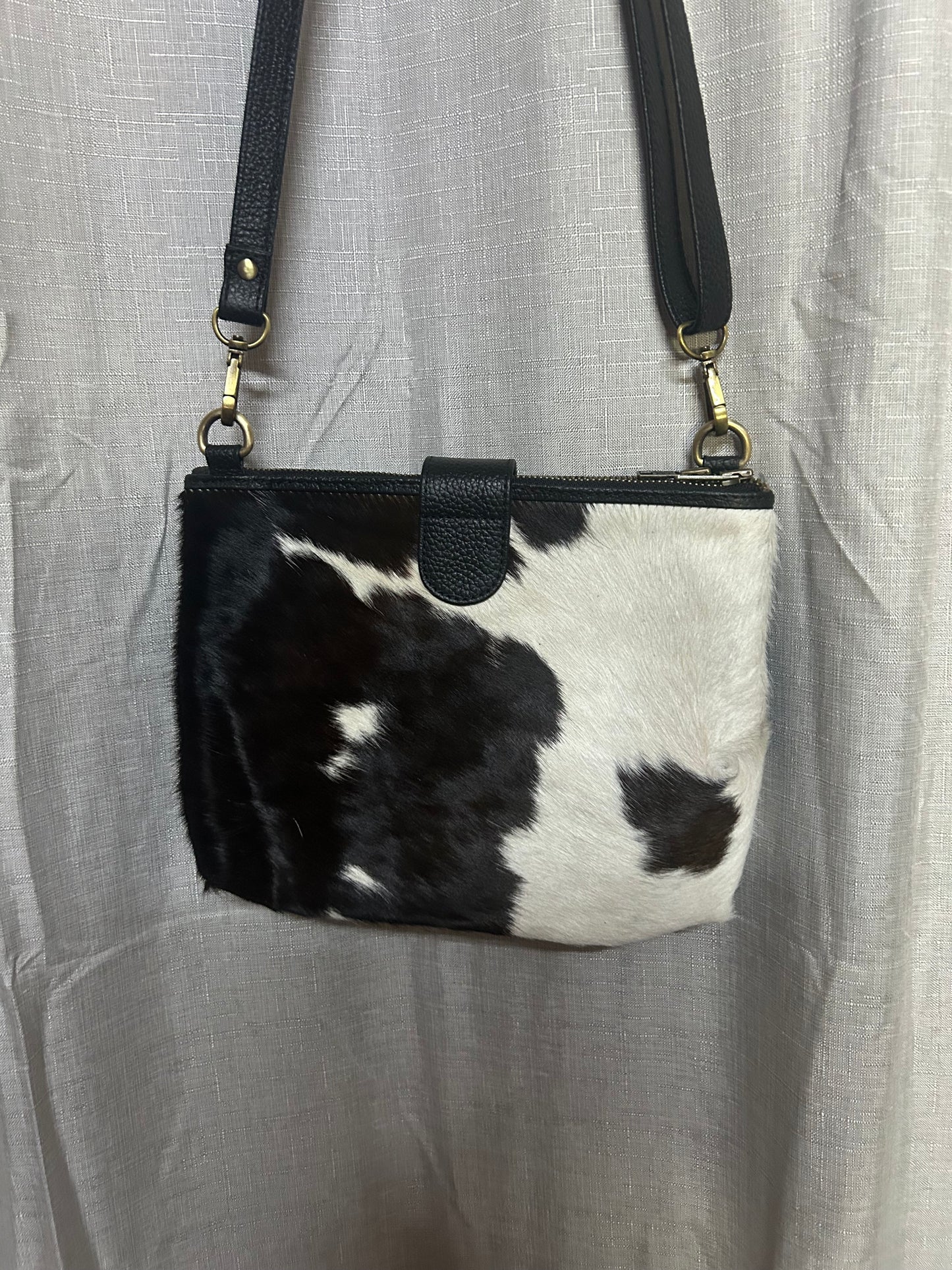 Black Cowhide Sholder Bag 2