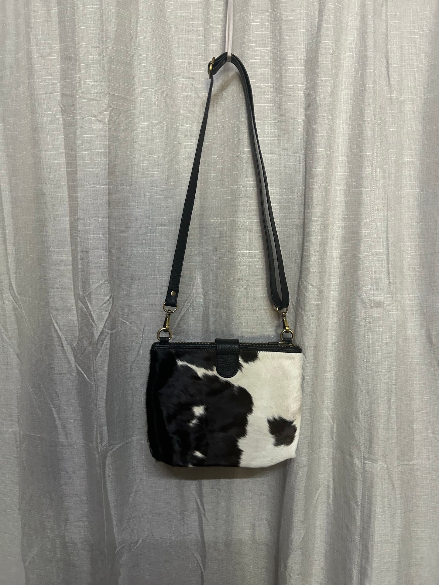 Black Cowhide Sholder Bag 2
