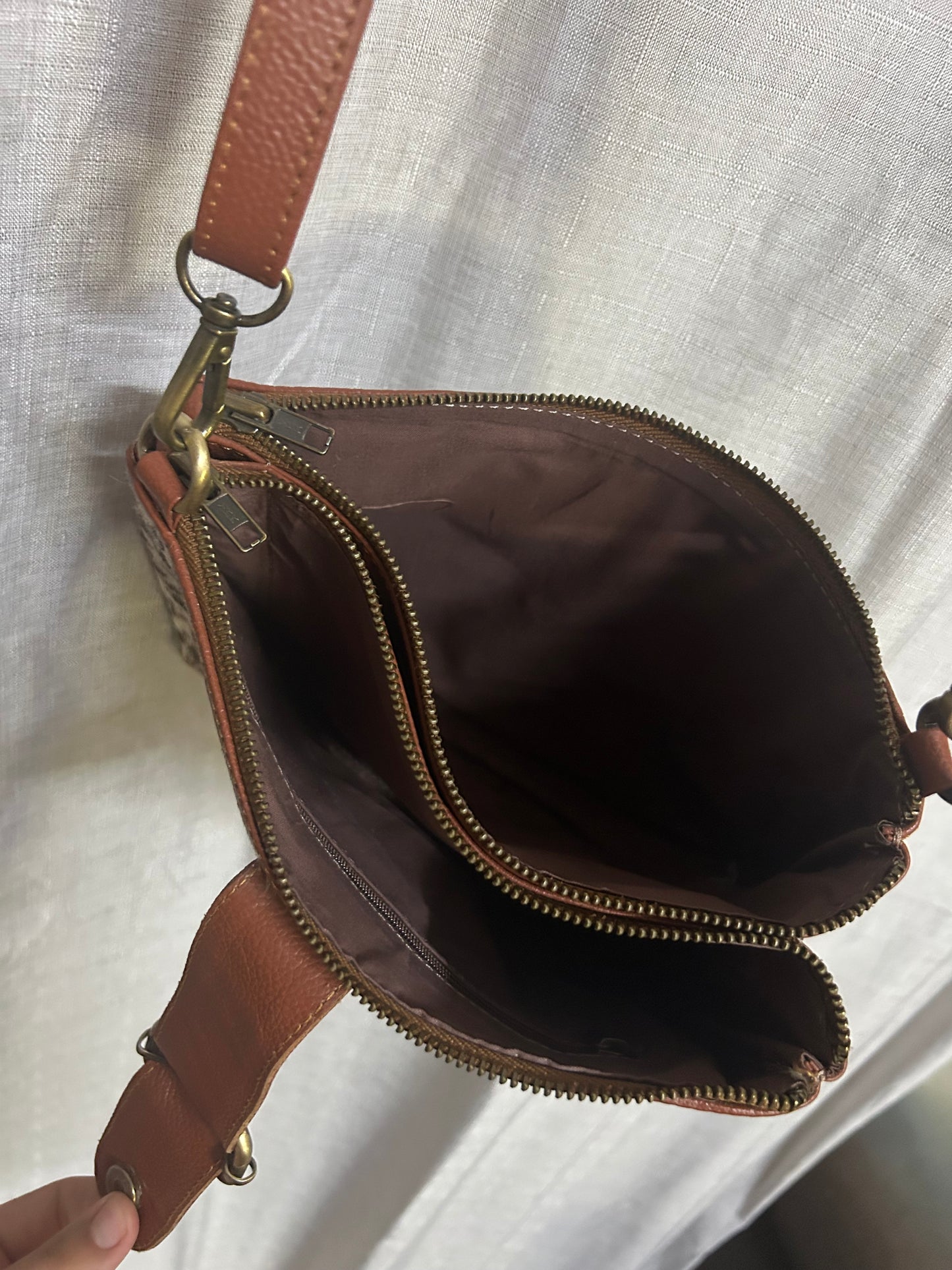 Tan Cowhide Sholder Bag 1