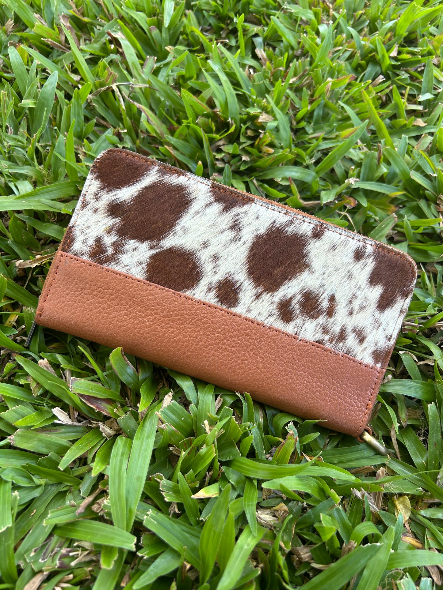 Single Zipper Cow Hide Wallet