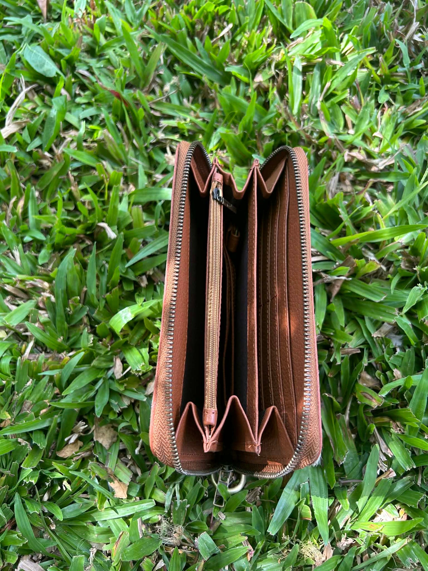 Tan Leather Cowhide Single Zip Purse 3